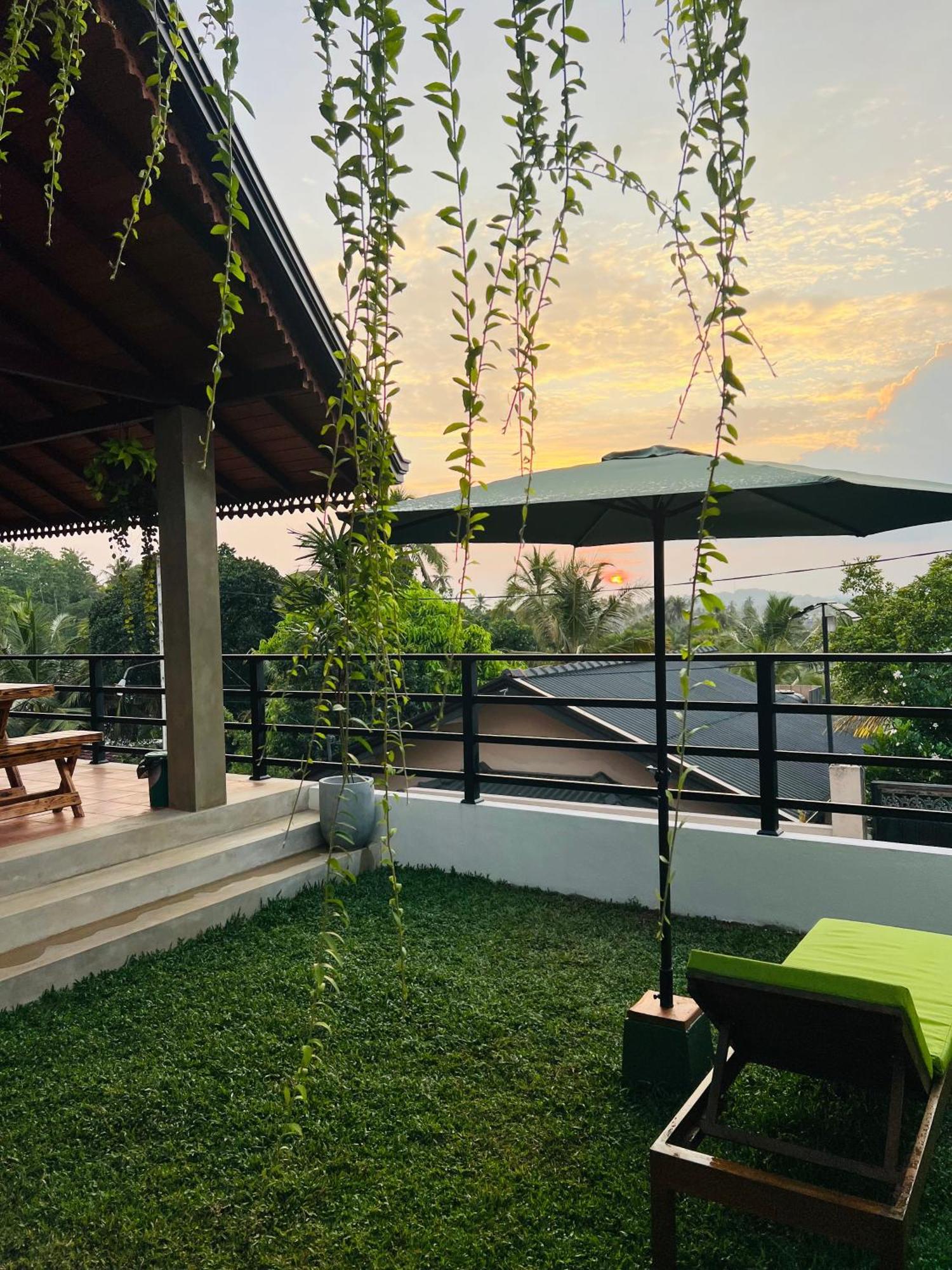 Bed and Breakfast Sunset Bay Dikwella Sur Exterior foto